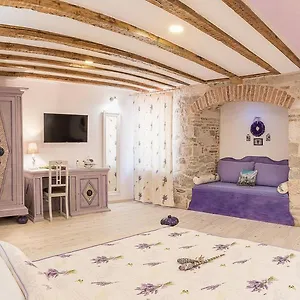 Boutique Cardea Split